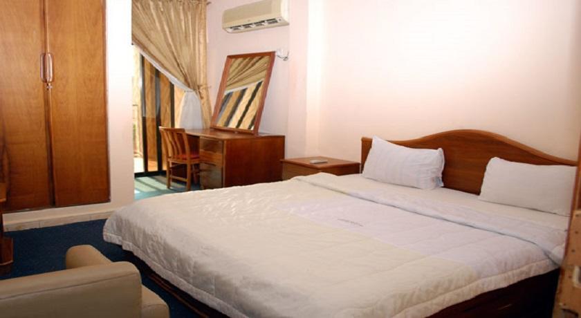 Royal Marble Hotel Benin Exterior photo